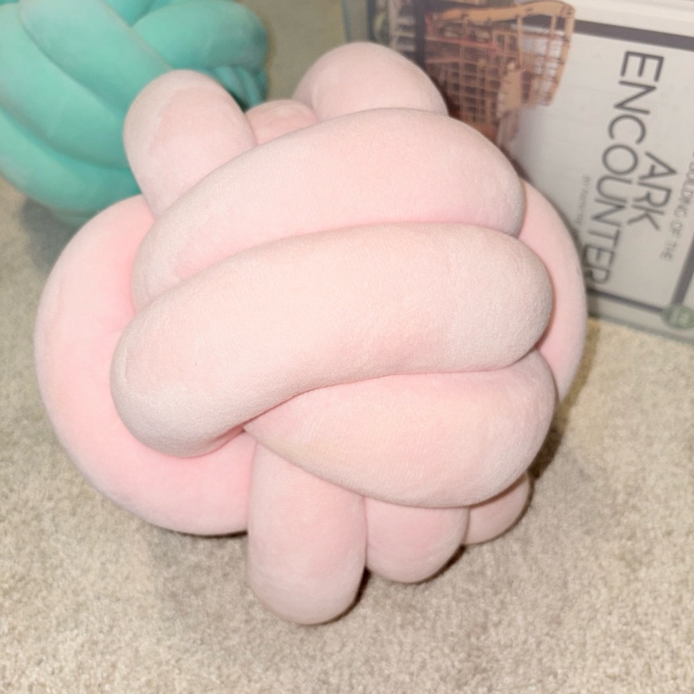 Soft Pink Knot Pillow - Picture 2 of 2